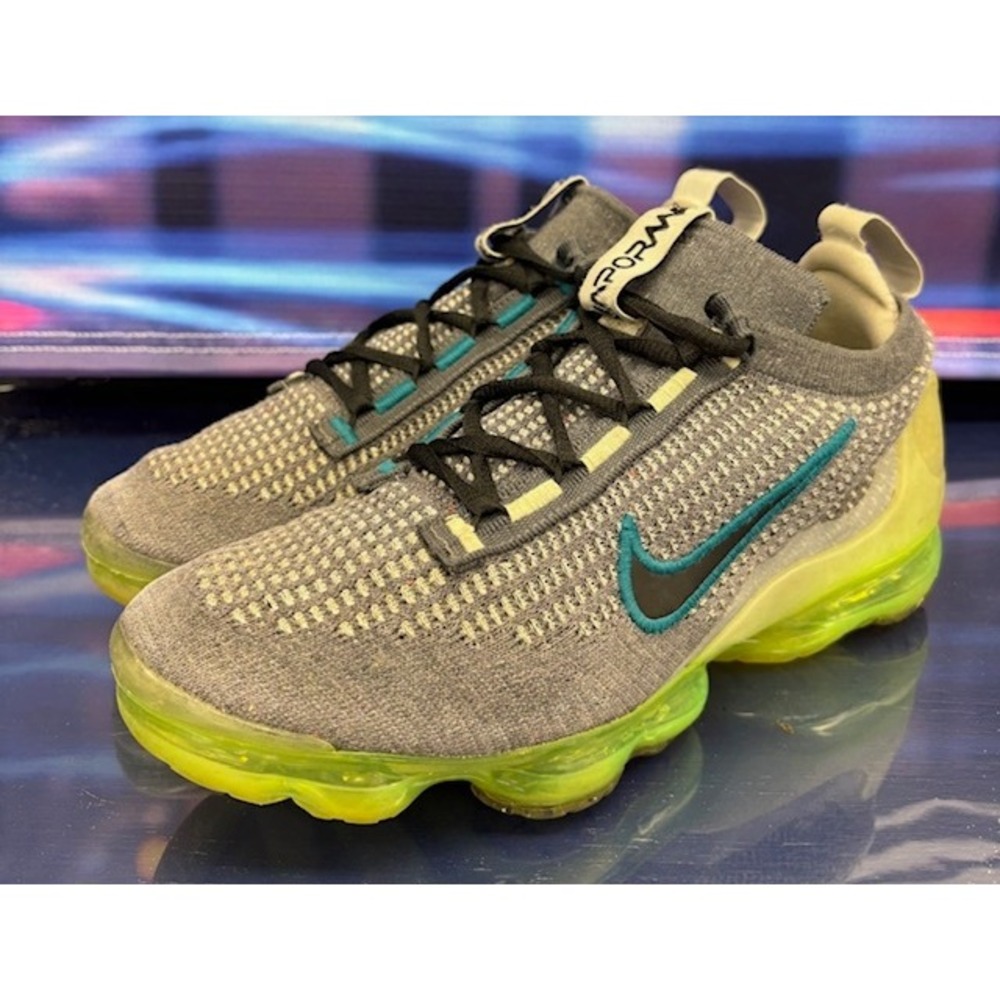 Nike Air Vapormax 2021 FK Dark Grey Barely Volt DB1550-009 Kids sneakers size 7Y